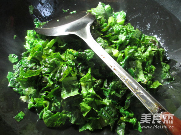 Stir-fried Lettuce Leaves with Shrimp Skins recipe