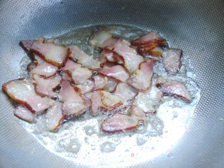 The Most Popular Hot Dish in The Farmhouse-fragrant Dried Bacon recipe