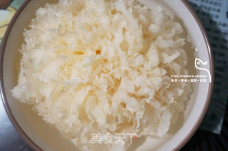 Tremella Double Snow Lotus Pear Soup recipe