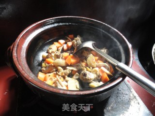 Three Yellow Chicken Congee with Carrots and Mushrooms recipe
