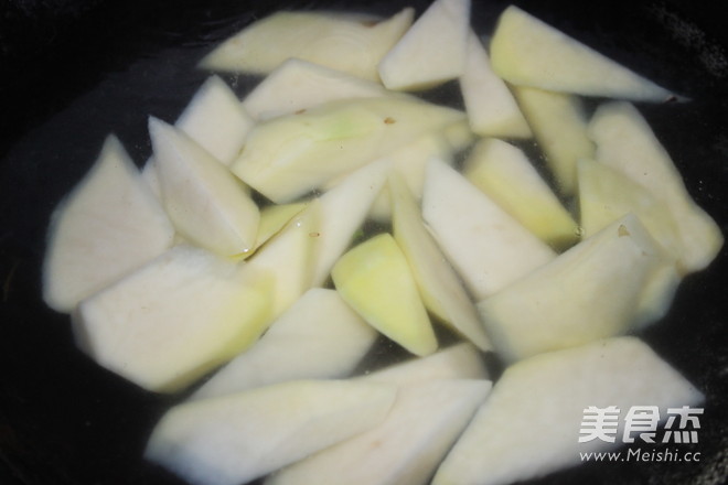 Roasted Pork Ribs with Potatoes recipe