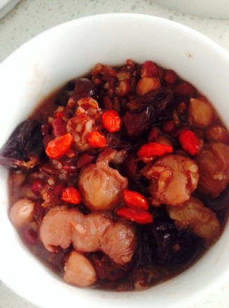 Red Dates, Wolfberry, Longan, Red Beans, Peanuts and Red Rice Porridge recipe