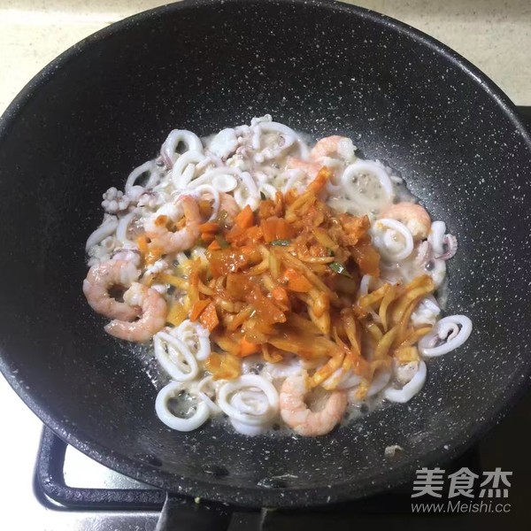 Kimchi Seafood Fried Rice recipe