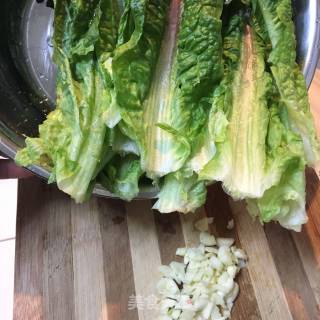 Garlic Lettuce Leaves recipe