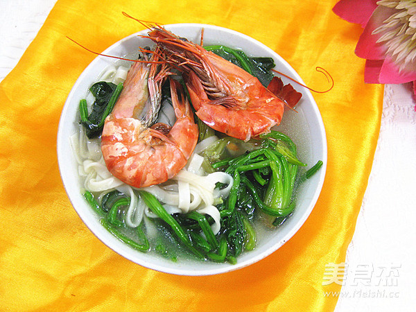 Shrimp and Spinach Noodle Soup recipe