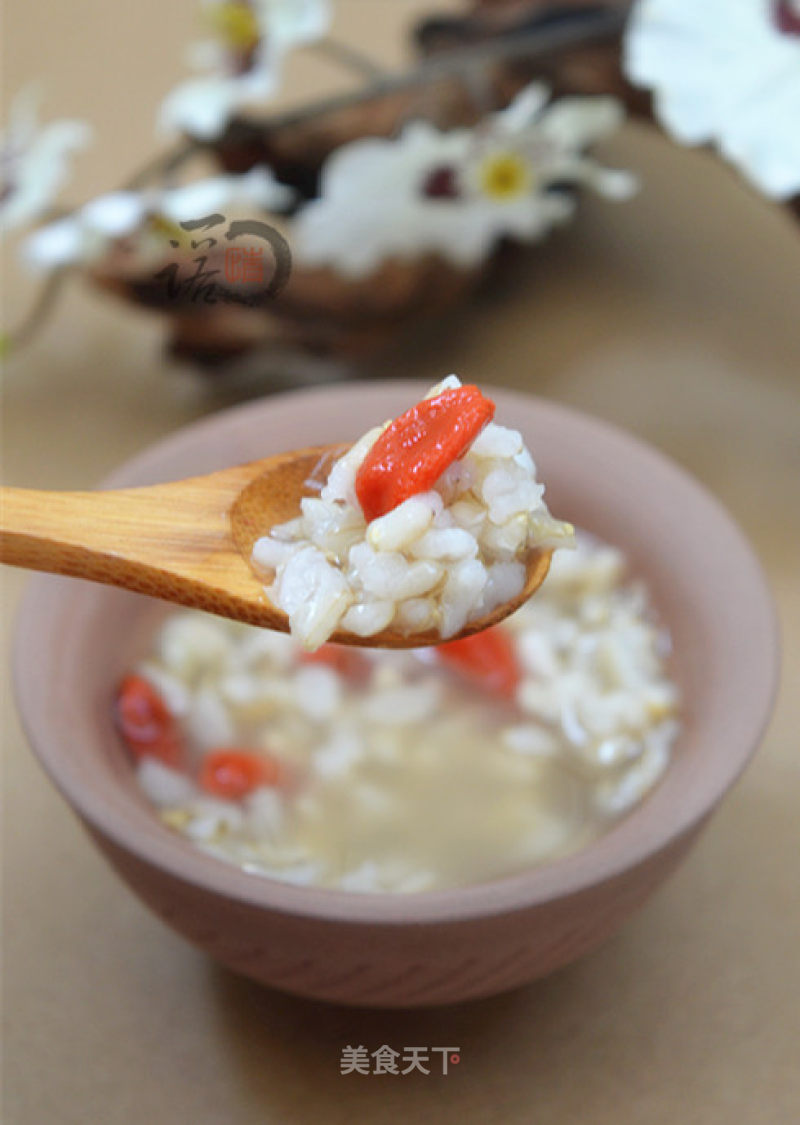 Oatmeal Goji Porridge recipe