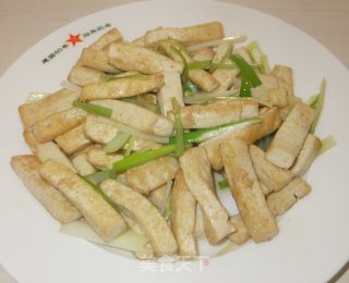 Stir-fried Tofu with Green Onions recipe