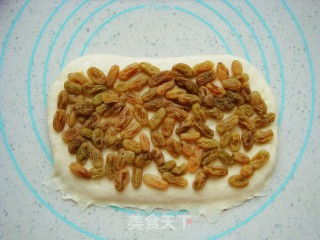 Raisin Soft European Bun recipe