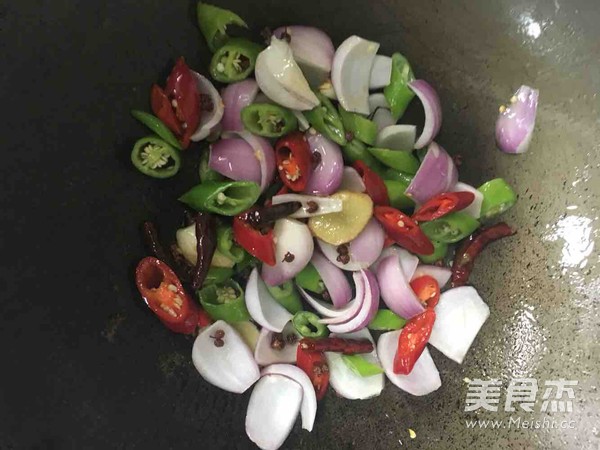 Spicy Stir-fried Squid Mustard recipe