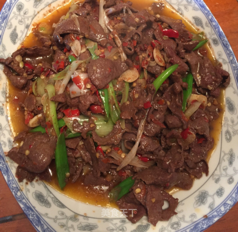 Stir-fried Lamb Liver with Scallions