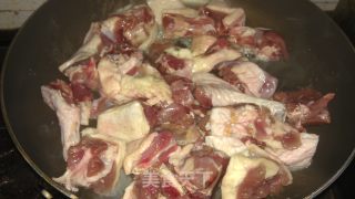Braised Duck with Zizania recipe