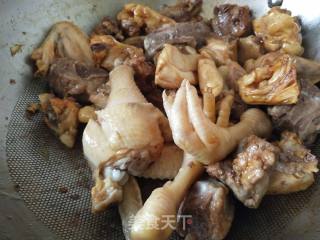 Chicken Ribs Stewed with Mushrooms recipe