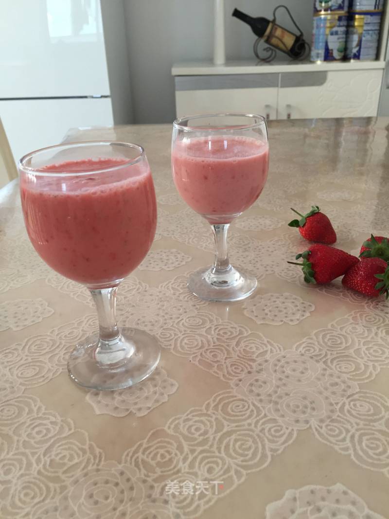 Strawberry Milkshake recipe