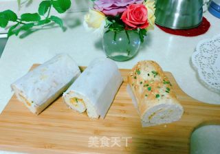 Scallion Pork Floss Mango Bread Roll recipe