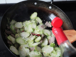 Stir-fried Pork with Vegetable Head recipe