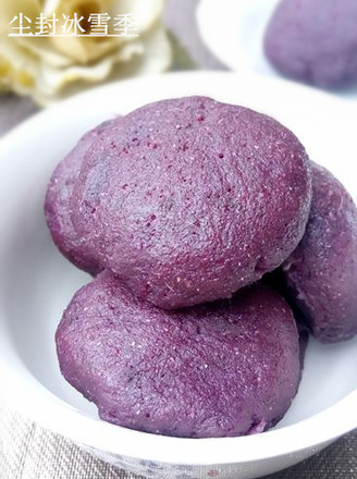 Steamed Purple Potato Cake
