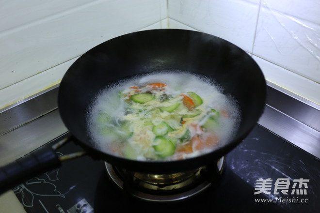 Sea Cucumber Egg Soup recipe