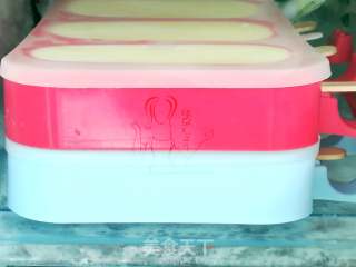 Peach Yogurt Popsicle recipe