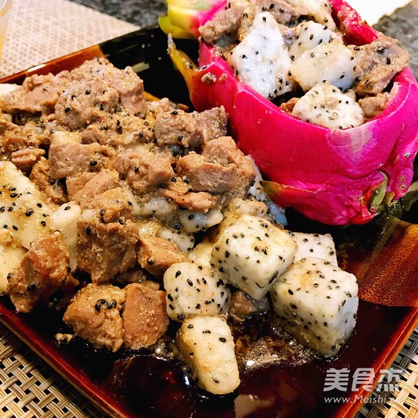 Dragon Fruit Black Pepper Beef Dice recipe