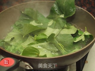 Stir-fried Bean Paste with Sweet Potato Leaves: Follow Folk Songs to Find Food recipe