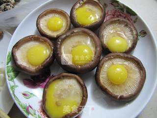 Shiitake Mushroom and Quail Egg recipe
