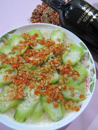 Steamed Loofah with Chopped Pepper and Vermicelli recipe