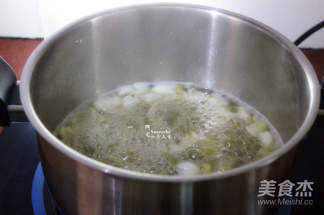 Lotus Seed Lily Mung Bean Congee recipe