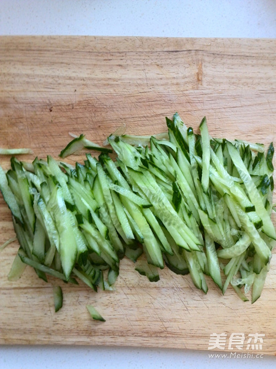 Jellyfish Head Mixed with Cucumber recipe