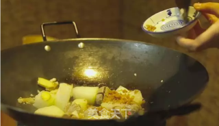 Chaoyin Trendy: Braised Winter Melon with Meatballs and Preserved Vegetables recipe