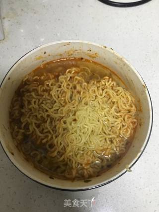 Takeshi Kaneshiro's "i Love You" 3-minute Perfect Instant Noodles Improved Version recipe