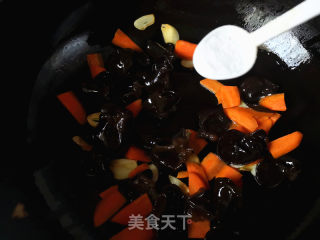 Stir-fried Beef Sausage with Broccoli recipe