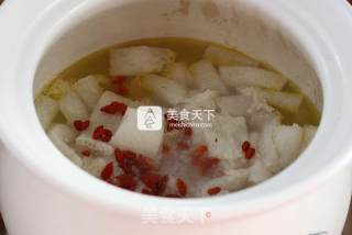 Bamboo Fungus Chicken Soup-nourishing and Health Soup in Winter recipe