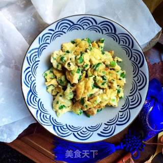 Scrambled Eggs with Scallions recipe