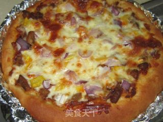 Beef Pizza with Onion Peppers recipe