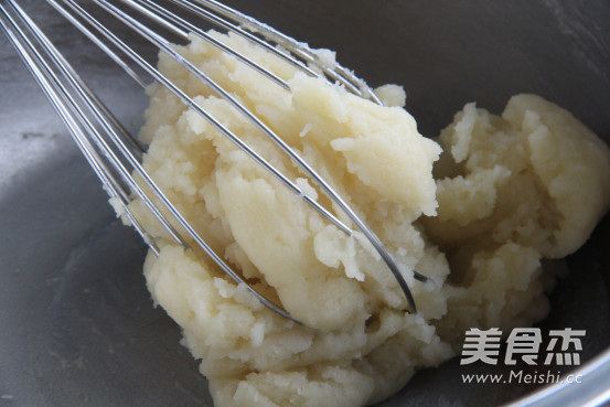 Tortoise Meringue Puffs recipe