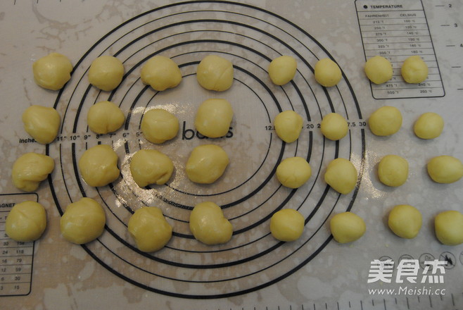 Egg Yolk Crisp (butter Version) recipe