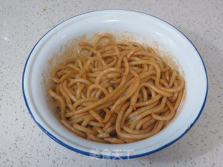 A Good Way to Make A Good Taste [udon Noodles with Stir-fried Vegetables and Soy Sauce] recipe