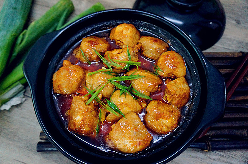 Braised Chicken Wings with Three Sauces recipe