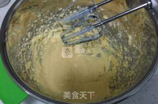 Cantonese-style Coconut Milk Fragrant Mooncakes recipe