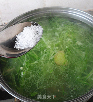 Scallop and Radish Soup recipe