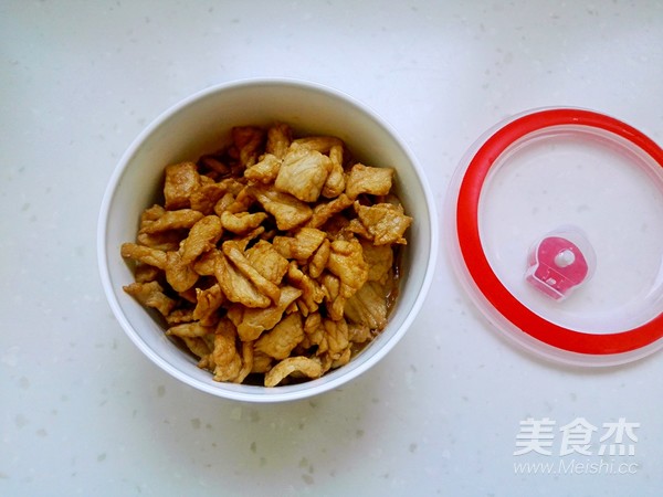 Fried Vermicelli with Sliced Pork recipe