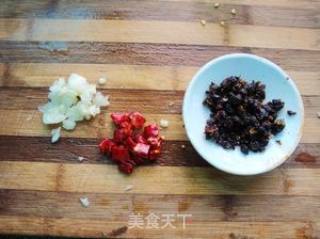 Stir-fried Water Fern with Tempeh and Tomato recipe