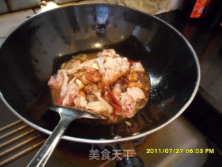 Stir-fried Ginger with Small Farm Cock recipe