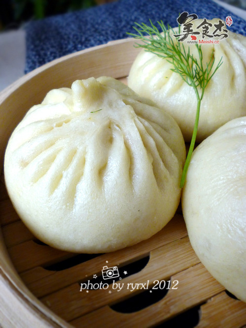 Pork and Fennel Buns recipe