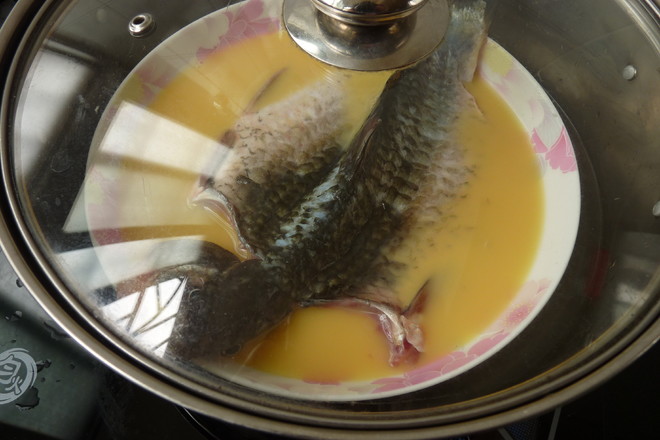 Steamed Egg with Crucian recipe