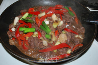 Stir-fried Elk Meat with Red Pepper and Green Onion recipe