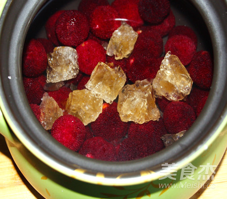 Rock Sugar Bayberry Soup recipe