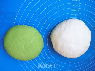 Imitation Cabbage Steamed Buns recipe