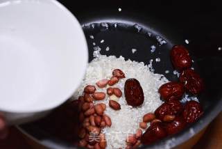 Peanut and Red Date Congee recipe