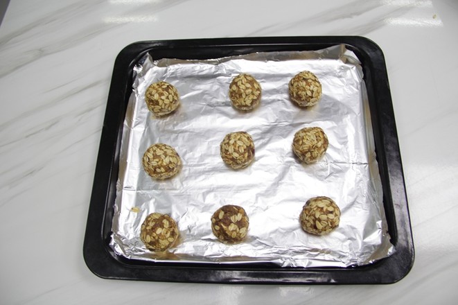 Casual Snack-oatmeal Peanut Butter Balls recipe